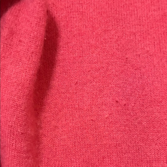 Tahari 100% Cashmere Long Sleeve Top - Picture 5 of 6